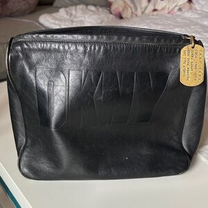 DKNY Black leather vintage Toiletry Bag for travel